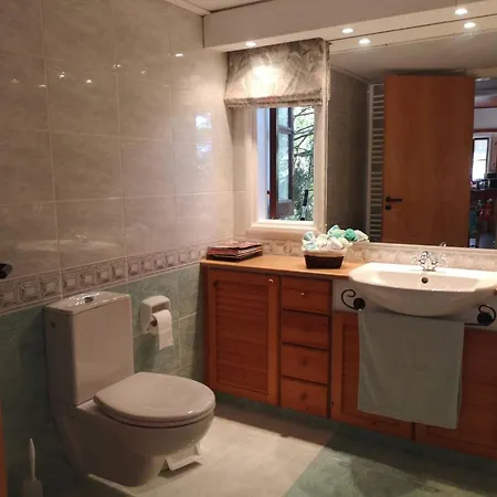 Villa Enriette - Panoramic Mountain Retreat In Pano Platres, Cyprus Kato Platres